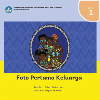 Image of Foto Pertama Keluarga